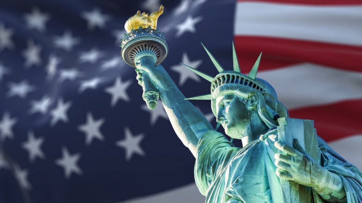 সোশ্যাল মিডিয়ার তথ্য গোপন করলে ভিসা প্রত্যাখ্যান হতে পারে: মার্কিন দূতাবাস